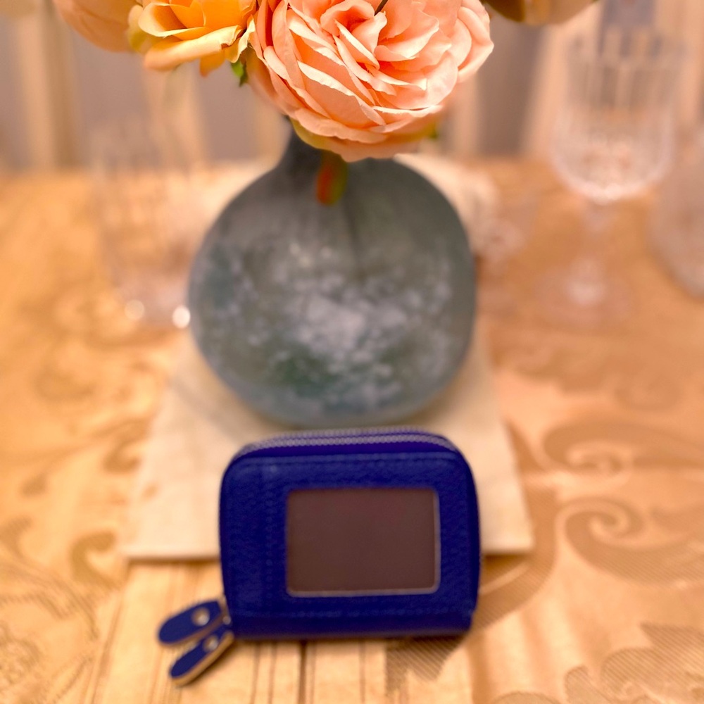 Accordion faux leather wallet